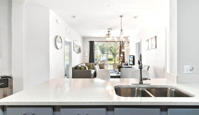 Vista Cay 3 Bed 2 BT Ground Floor with solid floors