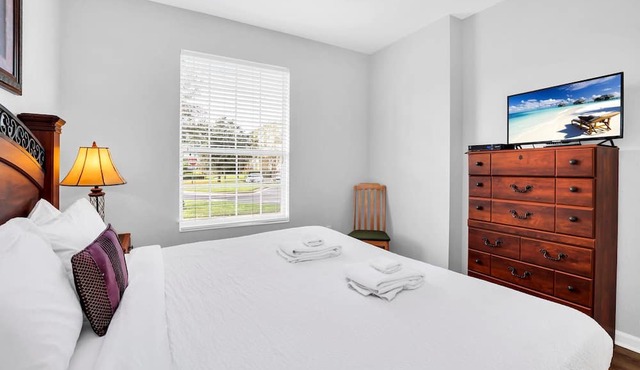 Vista Cay 3 Bed 2 BT Updated Remodeled Ground Floor