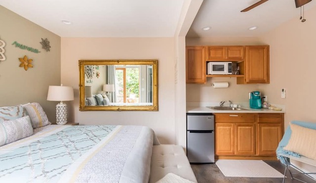 Private Cozy Casita in the Desert