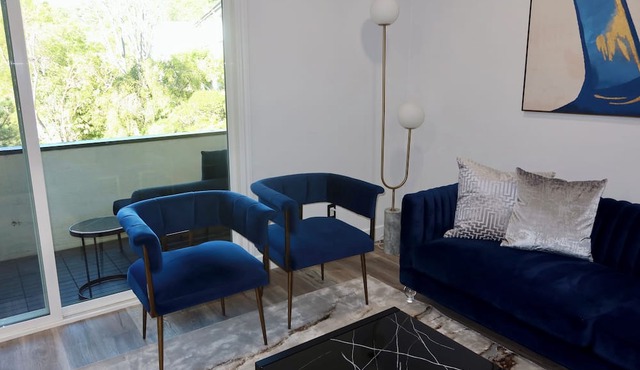 Modern 1 bedroom apartment in Glendale near The Americana at Brand