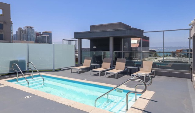 2 Vibrant Rooms in Little Italy Perfect for Exploring Harbor and City Sights