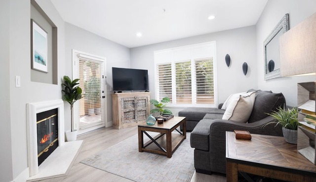 Resort like amenities, just one block from Balboa Park