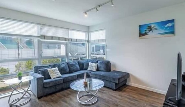 2 bed 2 bath DTLA X street-Conv. Center & LA Live