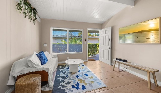 Surf Station #4 | 1BR Walk to Beach & Funk Zone