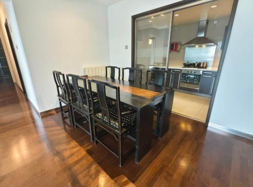 Shiqiao International Trade Serviced Apartment