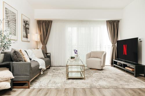 Cozy 2BD apartment